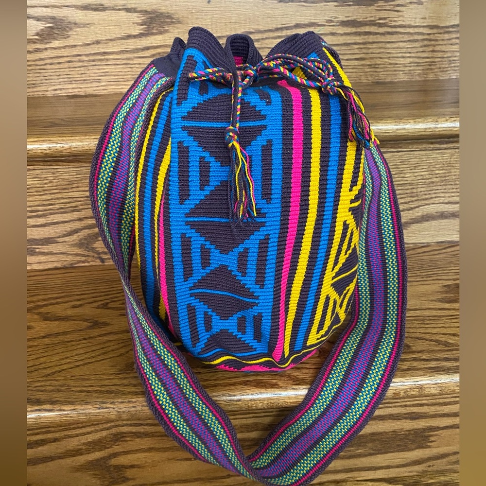 Jalianaya Crossbody Bag